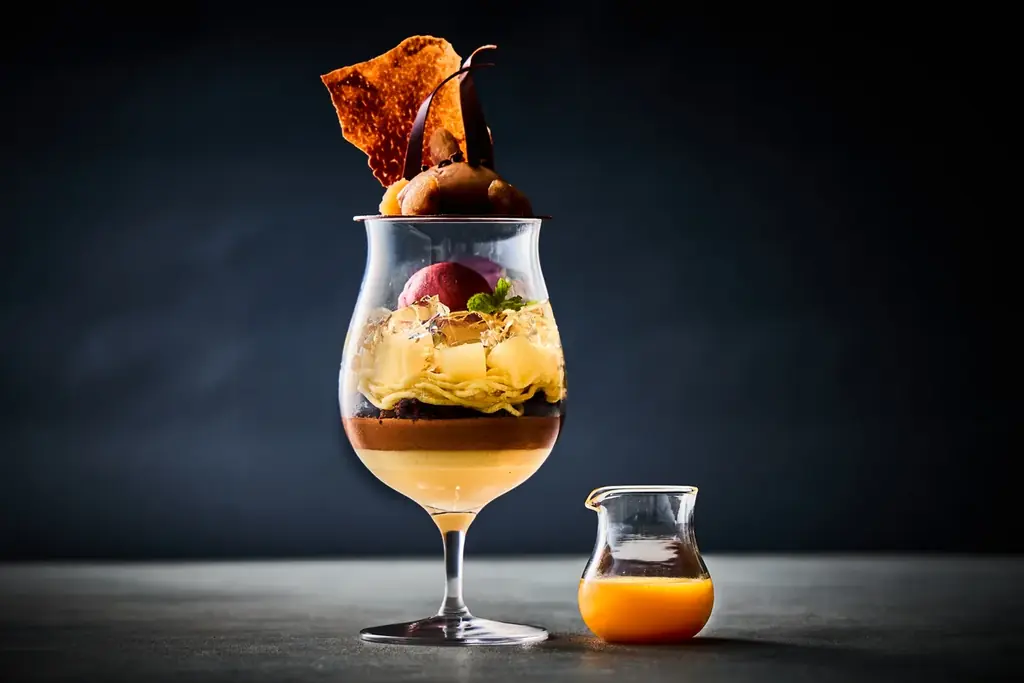 【ホテルメトロポリタン】メザニンラウンジ「すずかけ」マロンとチョコレートが織りなす至福のひととき「Seasonal Parfait」 画像 1