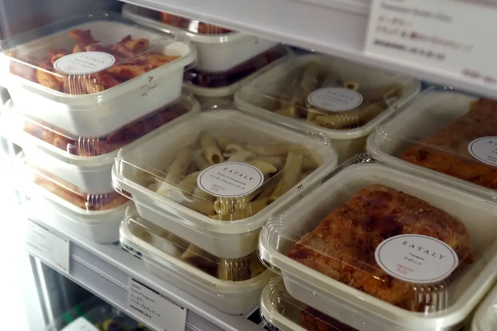 イータリー丸の内店のエントランスカウンターがリニューアルオープン！充実のメニューで、店内でのお食事からテイクアウトまで、本格イタリアンをもっと身近に。 画像 12