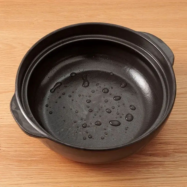 冬の洗い物ストレスを軽減。KEYUCAからお手入れしやすい「食洗機対応 焦げ付き落としやすい土鍋」シリーズを発売 画像 4