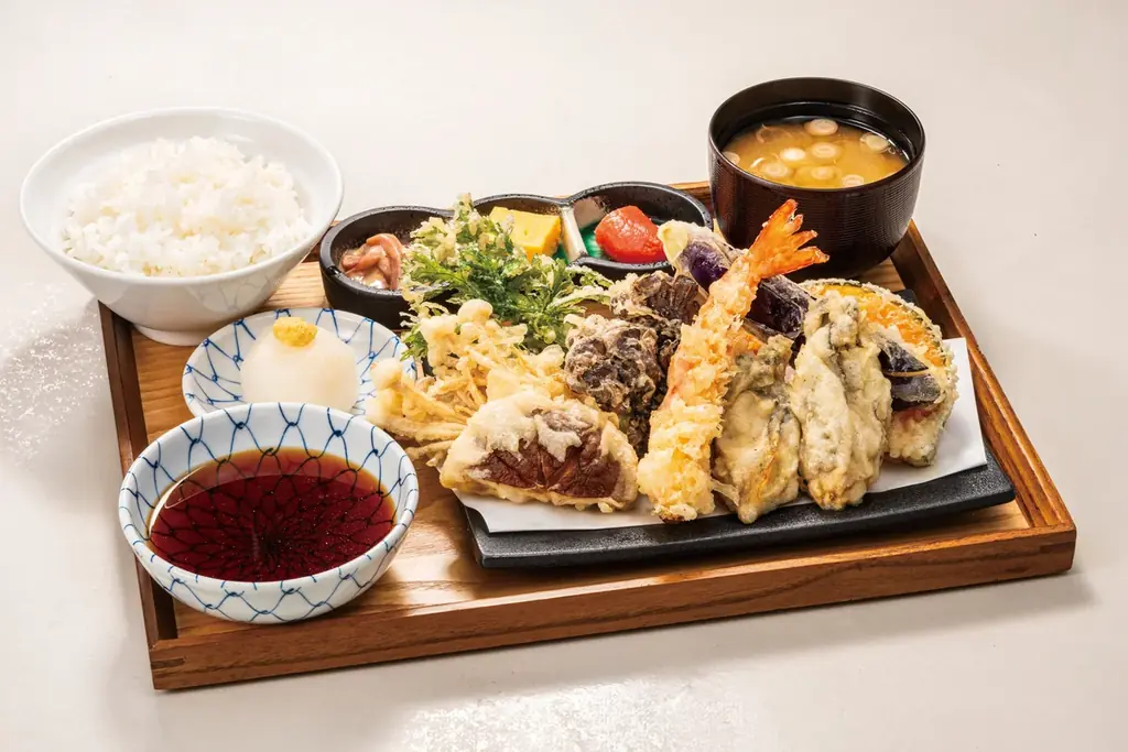 牡蠣×きのこ×秋野菜。丼からあふれる秋の贅。「牡蠣ときのこの天丼」が天丼はま田にて期間限定で新登場！ 画像 3