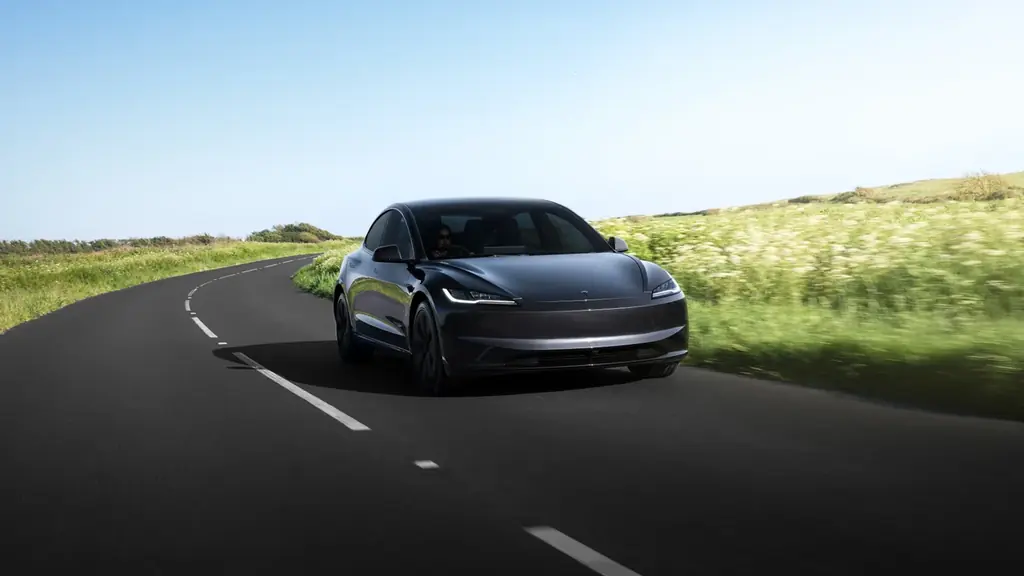 新しいModel 3とModel Y、Model Y L – おでかけも、もしもの備えも、テスラの電気で。 画像 11