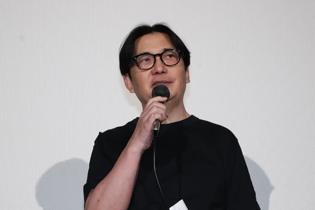 71 年の歴史に10月25日で幕を閉じる【シネスイッチ銀座】にて映画『遥かな町へ』大ヒット御礼舞台挨拶が行われ、観客席から大きな拍手がわき起こる 画像 3