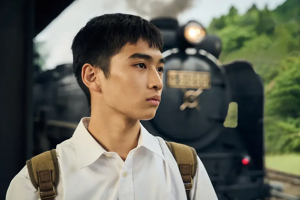 71 年の歴史に10月25日で幕を閉じる【シネスイッチ銀座】にて映画『遥かな町へ』大ヒット御礼舞台挨拶が行われ、観客席から大きな拍手がわき起こる 画像 6