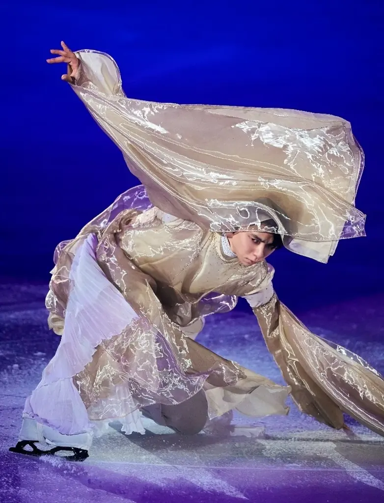 羽生結弦 至高の一瞬を、永遠のアートへ。特注キャンバス作品「Yuzuru on Canvas」を10月28日より予約受注開始！ 画像 2