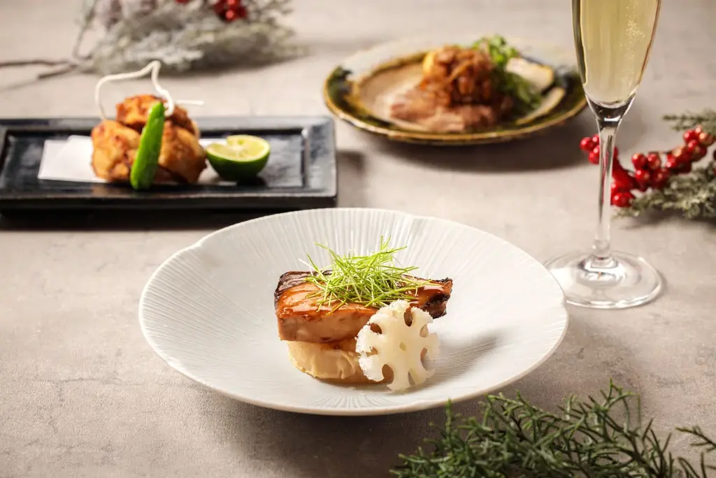 【ウェスティンホテル東京】高さ5ｍのクリスマスデコレーションをはじめ全館でホリデーシーズンのお祝いを「Westin Christmas 2026 — Gather in Wonder」 画像 9