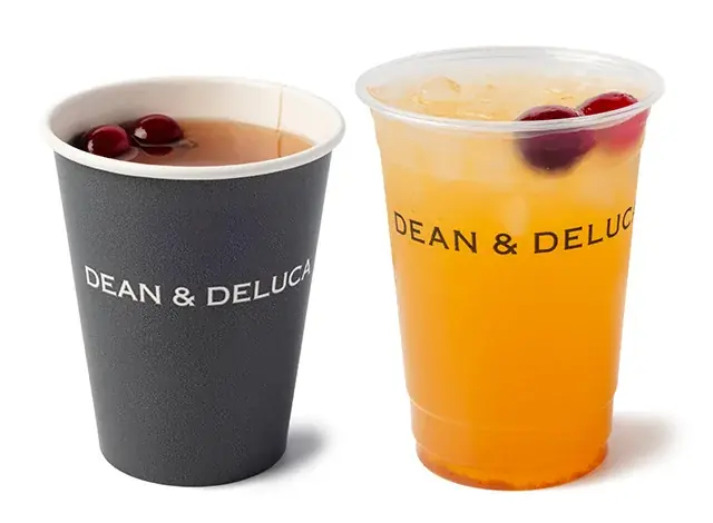 【DEAN & DELUCA】3層にラズベリーを重ねたベリーの甘酸っぱさにチーズのコクとスパイスの香りを添えた新作「ラズベリーチーズチャイ」が11月1日（日）より期間限定発売 画像 6