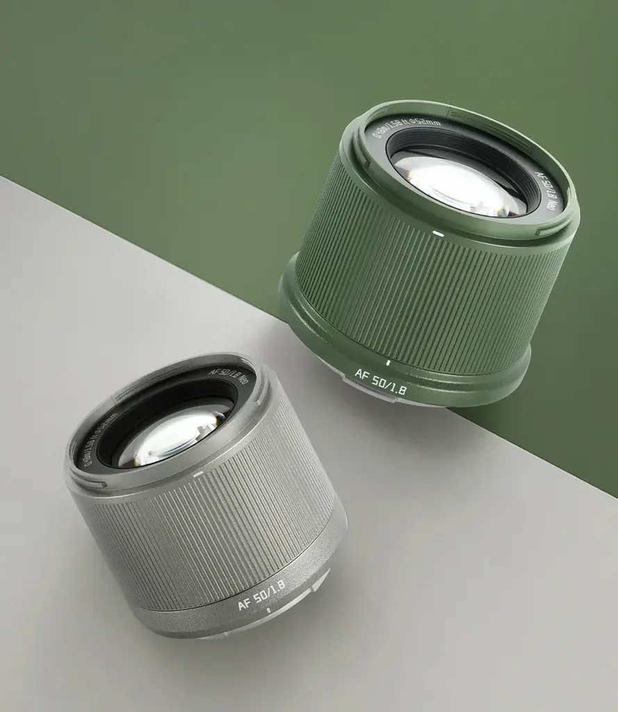TTArtisan 50mm F1.8に限定色、グリーンとチタニウム発売
