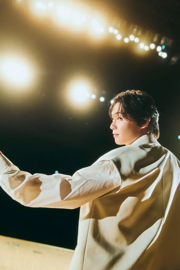 俳優・石原知哉、ファン待望の1st写真集が発売決定！ 画像 1
