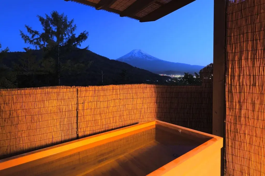 【山梨・富士吉田】富士山を望む絶景ドームがより広く、快適にリニューアル！最大30％OFFの記念プラン＆5大無料特典付きサウナプラン、冬限定BBQも登場【杓子山ゲートウェイキャンプ】 画像 13