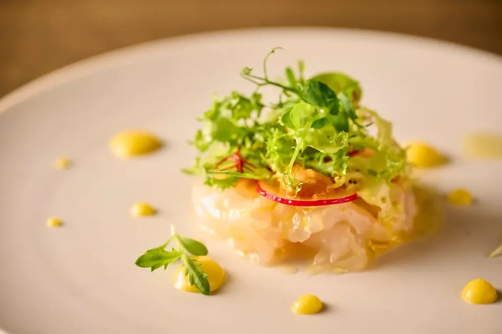 【natuRe tokyo】聖なる夜を彩るクリスマスコース「natuRe tokyo 2026 HOLIDAY～Gift Sparkling Dinner～」の予約受付をスタート 画像 4