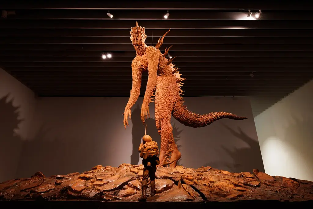 【鳥取県立美術館】ゴジラ生誕70周年記念 「ゴジラ・THE・アート展」2027年2月11 日（木・祝）～ 4月11日（日）開催　東宝映像美術製作の迫力のジオラマや、歴代映画ポスターも集結！ 画像 3