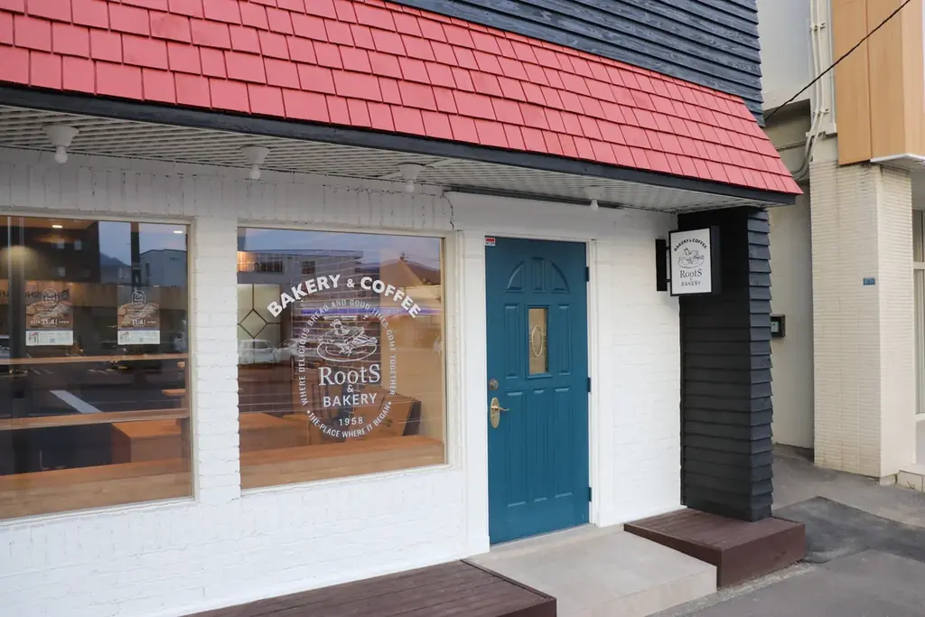 RootS & BAKERY開店