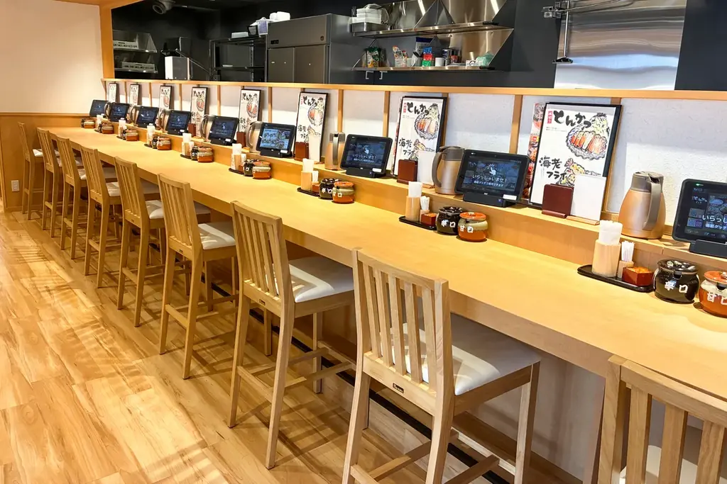 【埼玉・ふじみ野市に初出店】熟成三元豚の厚切りとんかつ×食べ放題の3種大かまどごはん！『厚切りとんかつ よし平 ふじみ野店』11/4（水）OPEN！ 画像 11