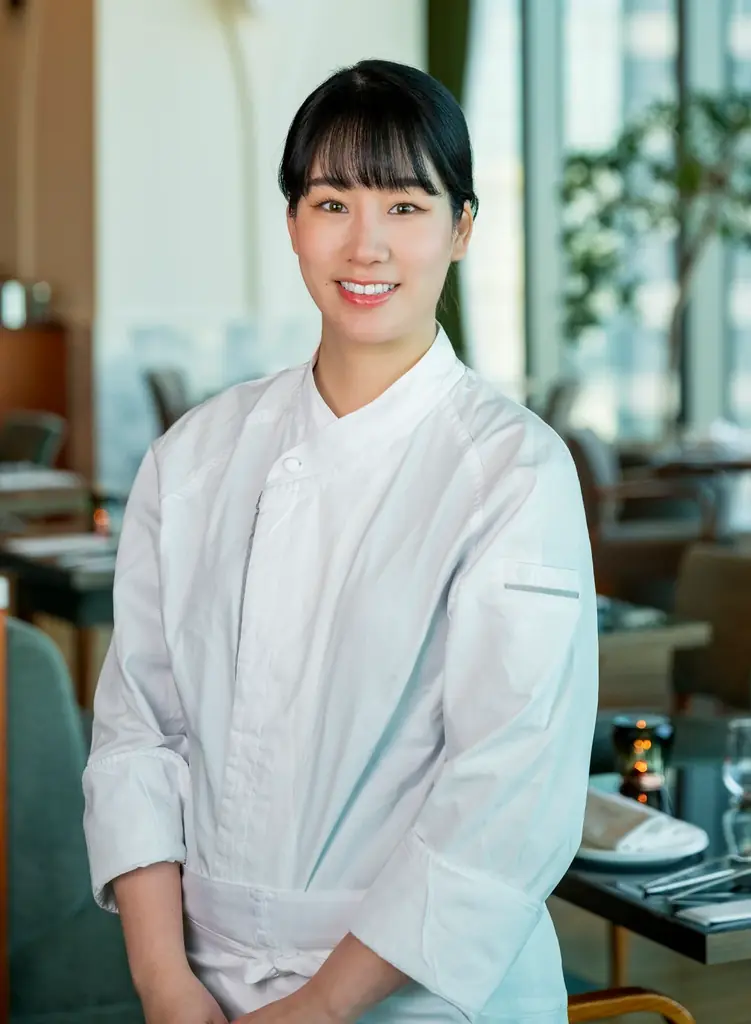 大切な人と囲むホールから、「おひとり様」サイズまで三國清三プロデュースの「Dining 33」から4種の限定クリスマスケーキ登場！ 画像 6