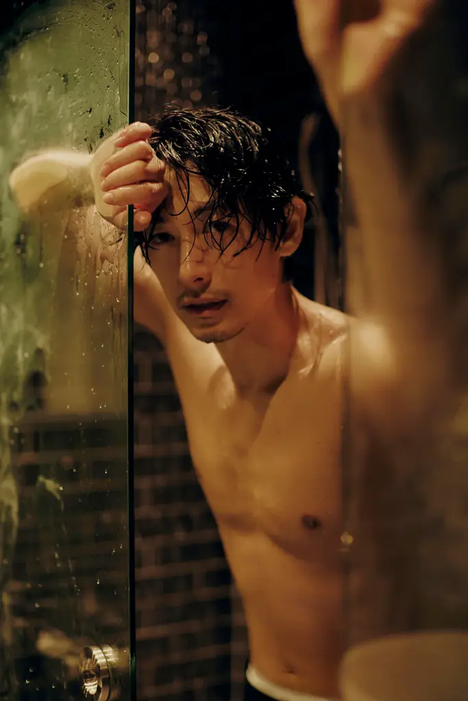 ディーン・フジオカ、5年半ぶりの写真集『First Kiss』が12月24日（木）に発売決定！ 画像 4