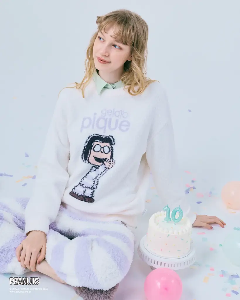【gelato pique 】PEANUTSとの記念すべきコラボレーション10周年！ジェラート ピケのシグネチャーであるボーダー柄ルームウェアを着たスヌーピーたち10キャラクターの特別なアートが登場 画像 10