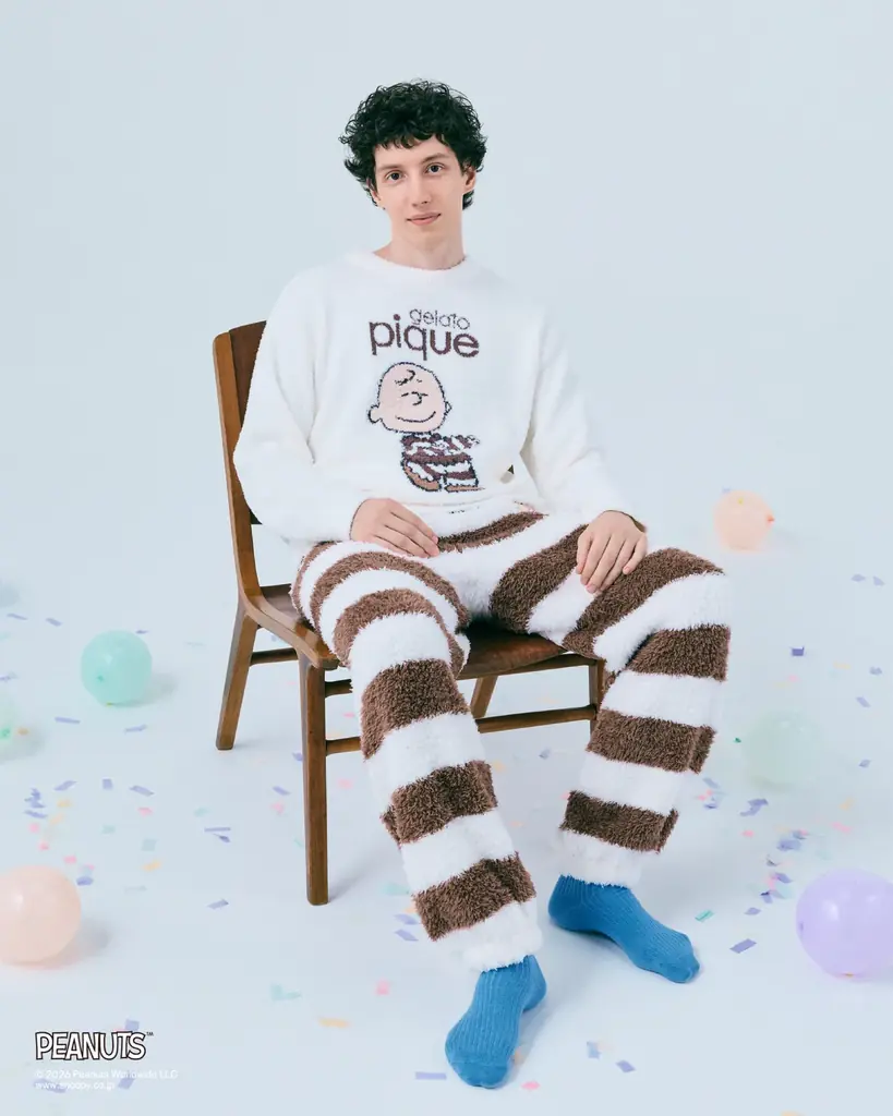 【gelato pique 】PEANUTSとの記念すべきコラボレーション10周年！ジェラート ピケのシグネチャーであるボーダー柄ルームウェアを着たスヌーピーたち10キャラクターの特別なアートが登場 画像 4