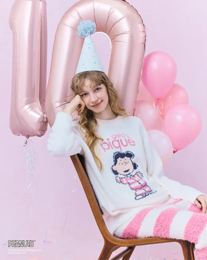 【gelato pique 】PEANUTSとの記念すべきコラボレーション10周年！ジェラート ピケのシグネチャーであるボーダー柄ルームウェアを着たスヌーピーたち10キャラクターの特別なアートが登場 画像 5