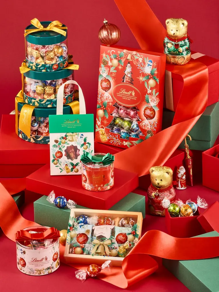“LINDOR HOLIDAY　ほどくたび、幸せがあふれる”「リンツ クリスマスコレクション 2026」が11月1日より発売開始 画像 2