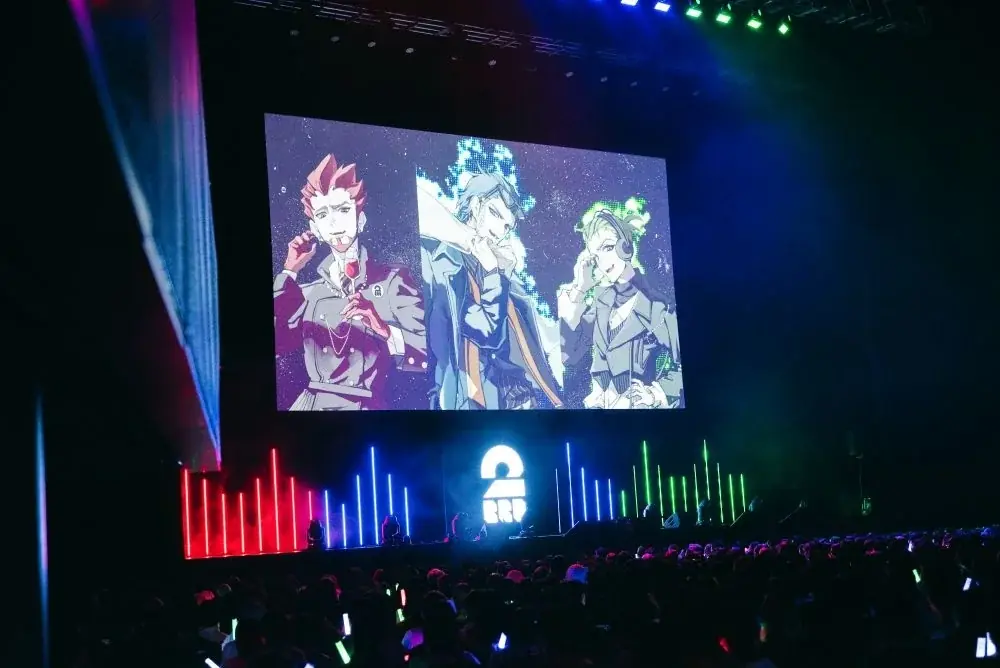 人気ゲーム実況者2BRO.初のオフラインイベント『2BRO. RADIO: THE STAGE』兄者のステージ降臨に観客大興奮＆コメント殺到2BRO.初の武道館公演も決定！兄者「武道館では3人揃って」 画像 2