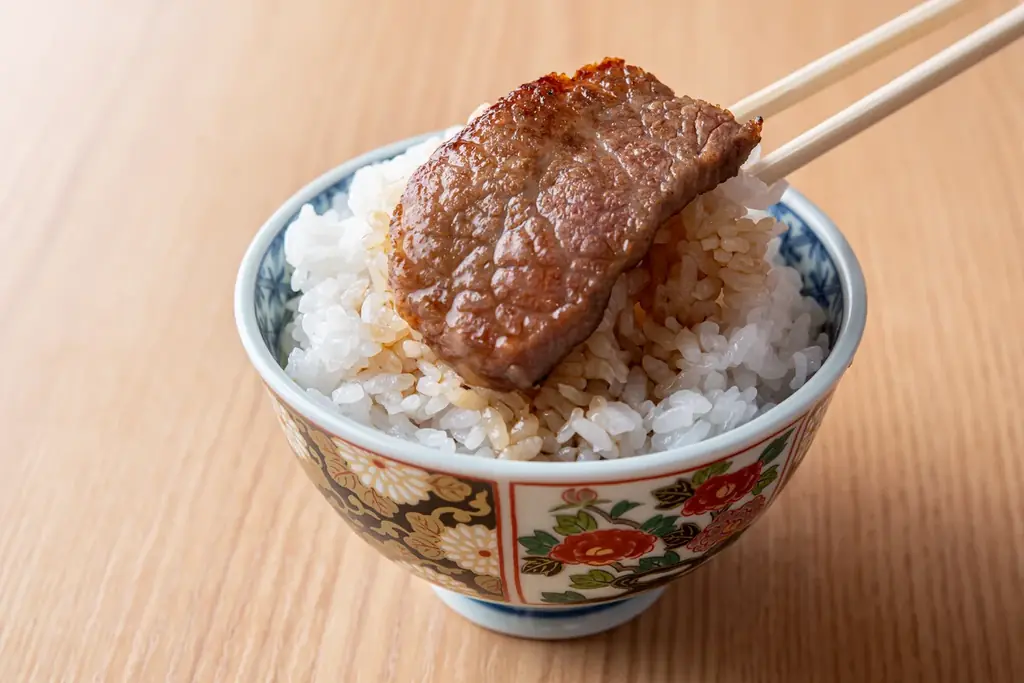 【コメの値上げに負けません!】ランチ限定で『ごはん無限食べ放題!』|焼肉ホルモンまるよし精肉店 画像 3
