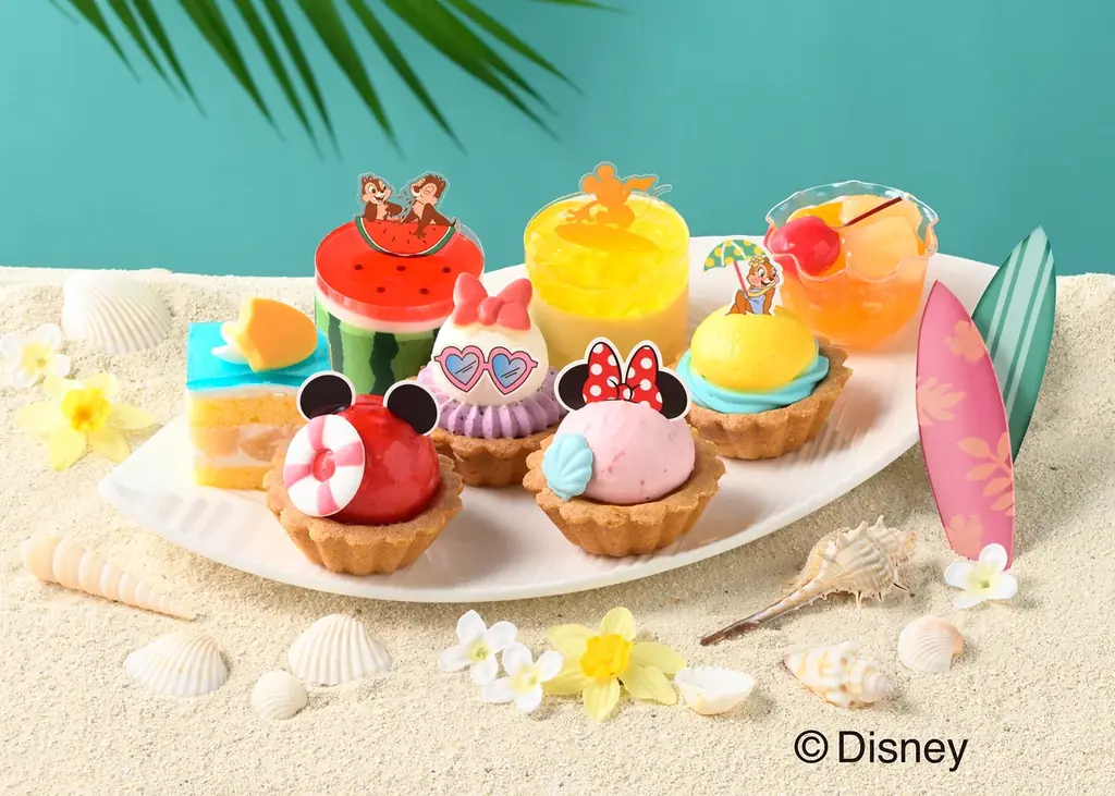 【銀座コージーコーナー】「ミッキー&フレンズ」と一緒に夏をエンジョイ！海をテーマにデザインした、プチケーキや焼菓子ギフトが新発売 画像 1