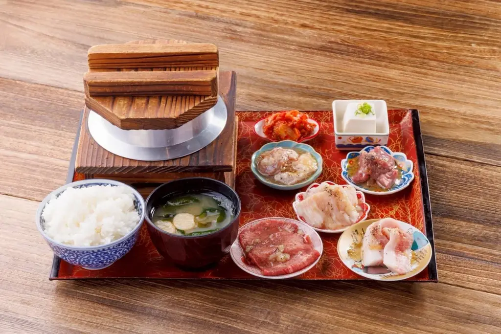 【お客様大感謝祭開催！】グランドメニューリニューアルに伴い「肉のよいち」の黒毛和牛A5カルビ他4商品が全て半額に？！ 画像 6