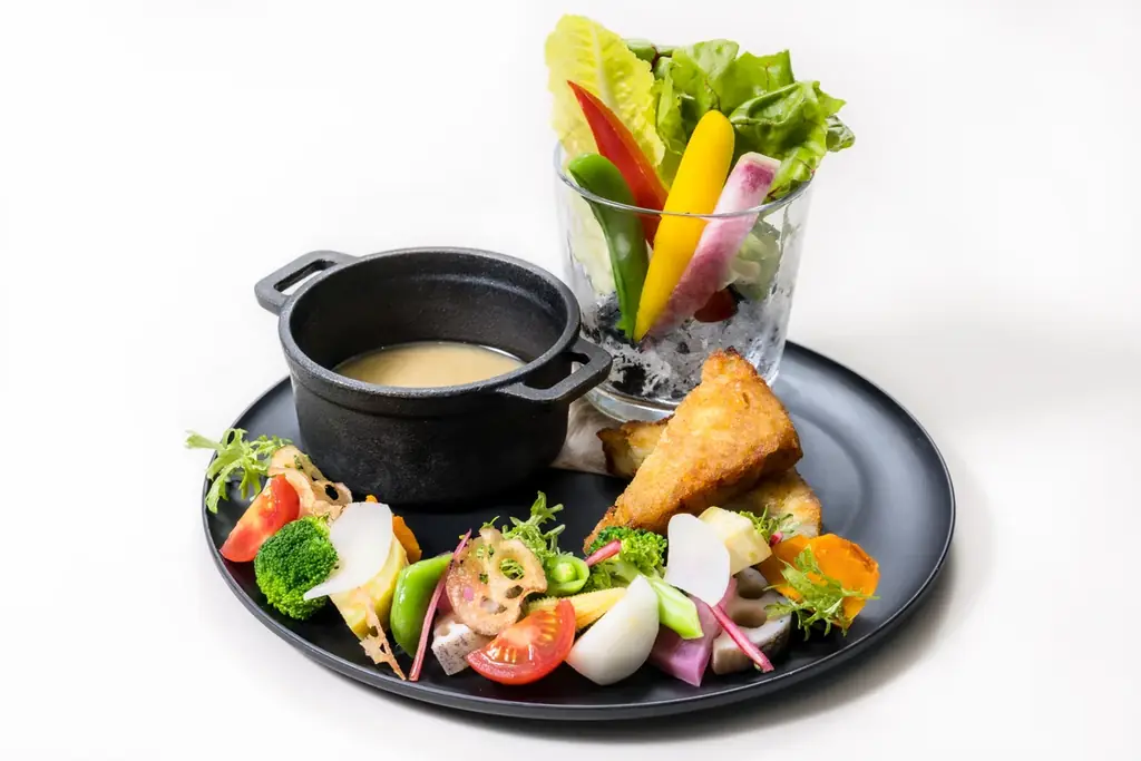 6/16(月)九州野菜が豊富「VEGETABLE LIFE CAFE」がグランドメニューをアップグレード ー 1日分の野菜350gが取れる「カスタマイズサラダ」など新メニューも追加 画像 9