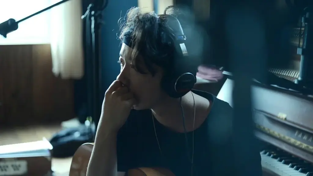 suis from ヨルシカがナビゲートする、映画『この夏の星を見る』のラジオ特番を7/2（水）にオンエア！　映画主題歌「灯星（ともしぼし）」のスペシャル音源も初披露。 画像 6