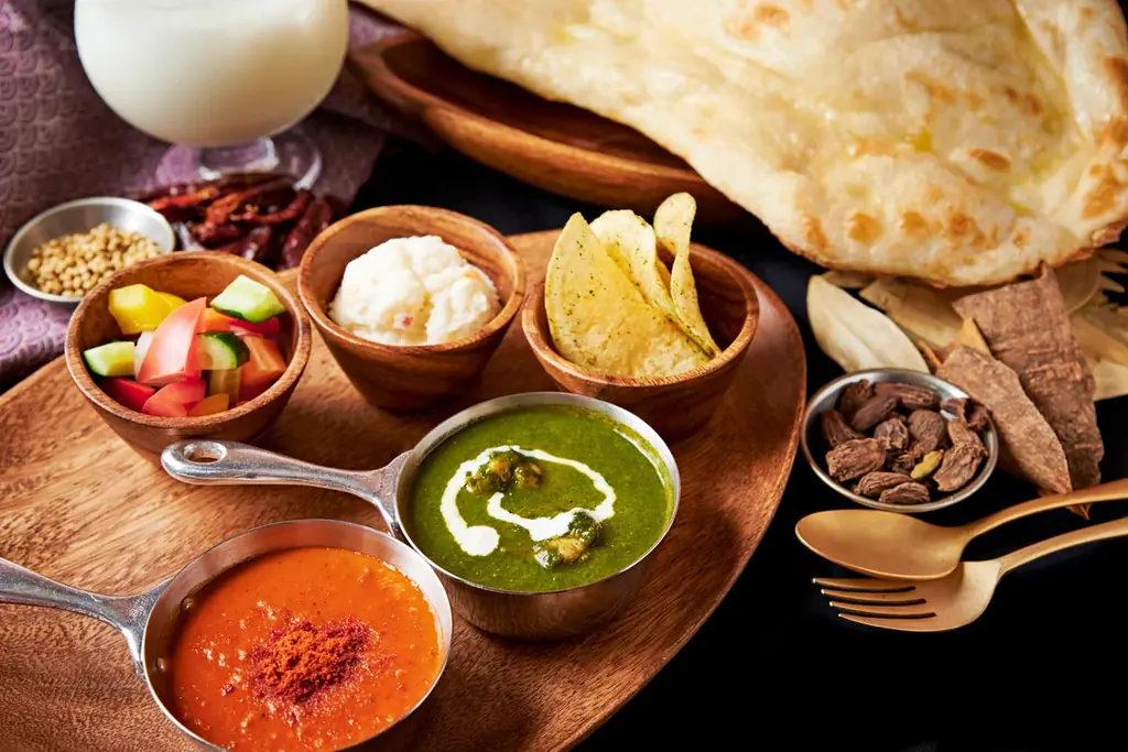 本格カレーエスニック料理店「スパイス研究所BistroMAD CHEFs池袋東口店」「スパイス研究所BistroMAD CHEFs池袋西口店」【6月にオープン！】 画像 1