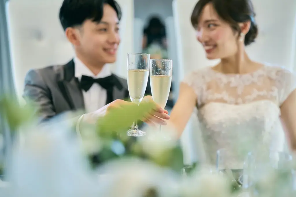 【期間限定!先着10組増枠】CHEERS!をお申し込みで沖縄フォトウェディングプレゼント!おトクに叶える結婚式キャンペーン 画像 3