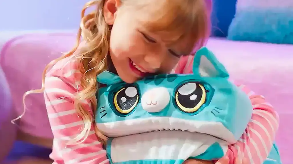 たった1年で世界出荷数50万台突破の大人気商品が日本初上陸『ぬいぐるみ』が『まくら』に変身！「ピローキューブキッズ」 画像 6