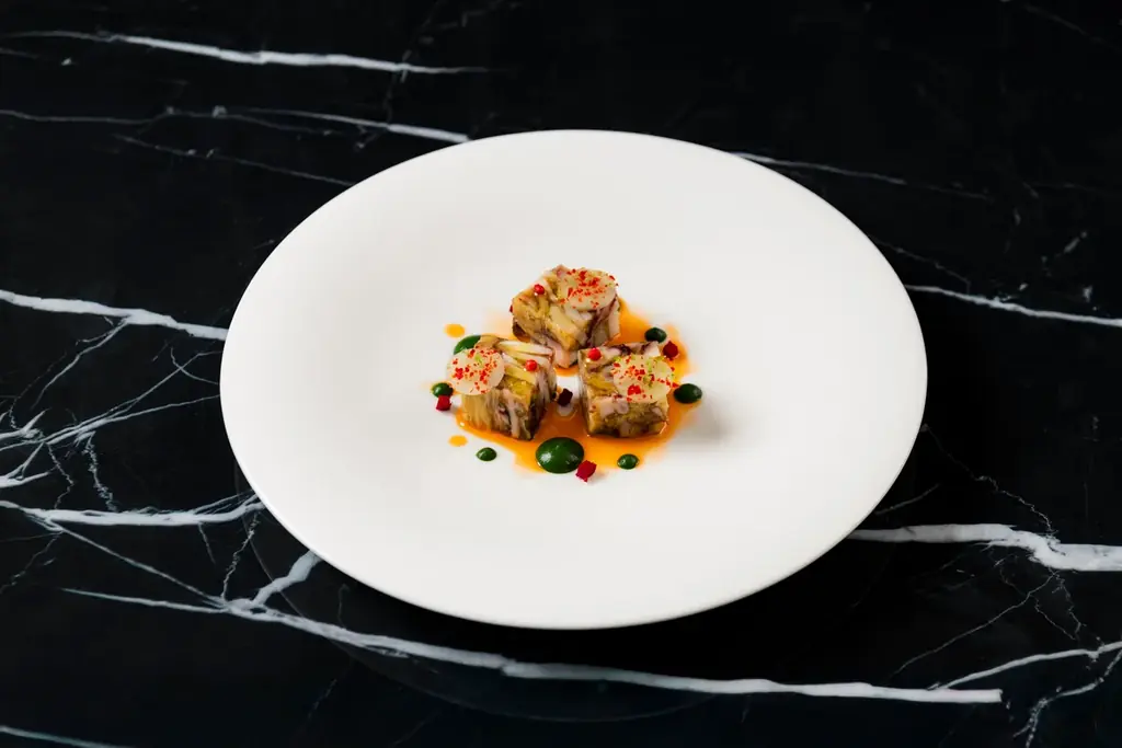 三國清三シェフプロデュースの 「Dining 33」 で夏の美食体験！ 旬の味覚を贅沢に使用した夏限定の新コースが登場 画像 7