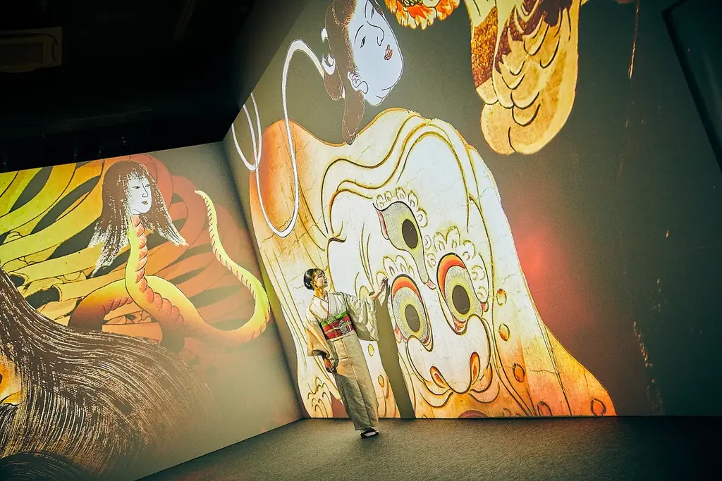 2025年7月19日から名古屋・金山南ビル美術館棟で開催する「動き出す妖怪展 NAGOYA」で着物・浴衣で来場割引キャンペーンを実施。世界初!妖怪がテーマのイマーシブ体感型デジタルアートミュージアム。 画像 7