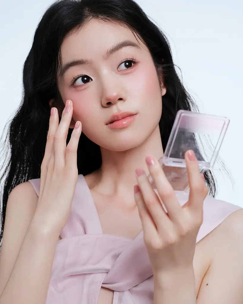 【新発売】アイドルのようなつやつや水光ほっぺが叶う2in1発光チーク「アイドルほっぺメーカー」がJUDYDOLL（ジュディードール）よりが新登場！ 画像 2