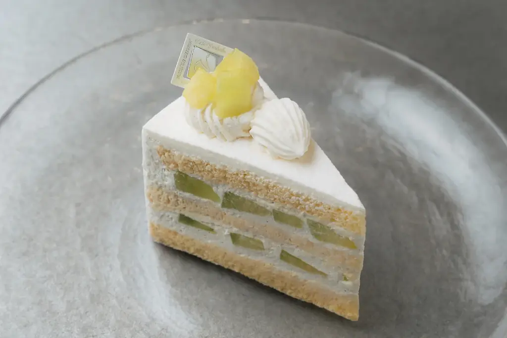 日本一のメロン産地 茨城県が誇るブランドメロン『イバラキング』を贅沢に使用したメロンスイーツを都内の有名パティスリー、パーラーにて期間限定で販売中！ 画像 1