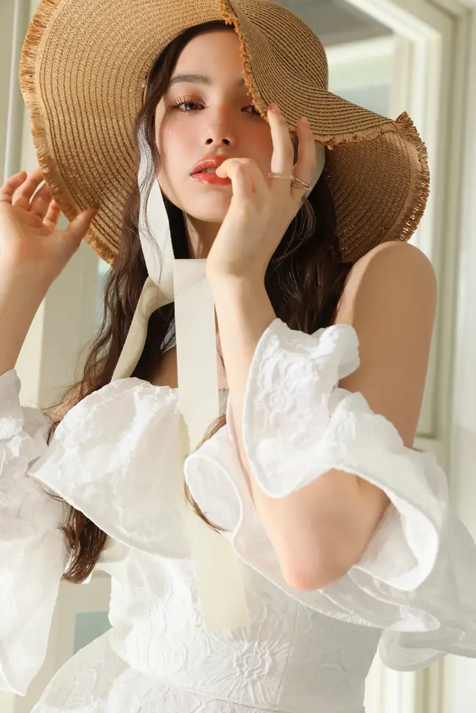 aim東京原宿店より新作ドレス公開。夏らしさと可愛さの中に光る、fashion&beautyの新提案。 画像 5