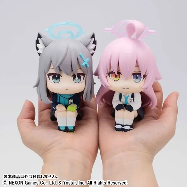 『ブルーアーカイブ』より「シロコ」「ホシノ」が、見上げ&おすわりポーズのフィギュアシリーズ「るかっぷ」に登場。 画像 2