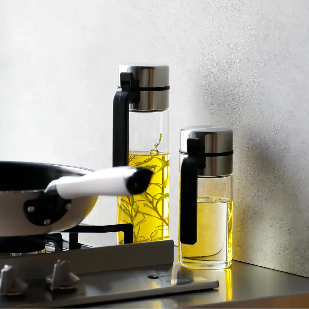 【新商品】毎日の使いやすさを詰め込んだ、キッチンに映えるオイルボトル 画像 4