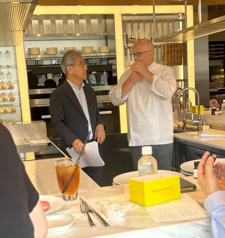 ピエール・エルメ・パリのPR イベントに日本香堂の調香師が出演、日本初登場や新定番マカロンの香りを再現 画像 7