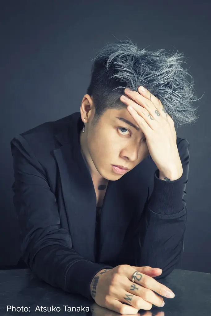 UNHCR親善大使MIYAVI「人々をつなぐ音楽の力」を応援　世界難民の日2025・チャリティオンライン上映『ビバ・マエストロ！指揮者ドゥダメルの挑戦』 画像 2