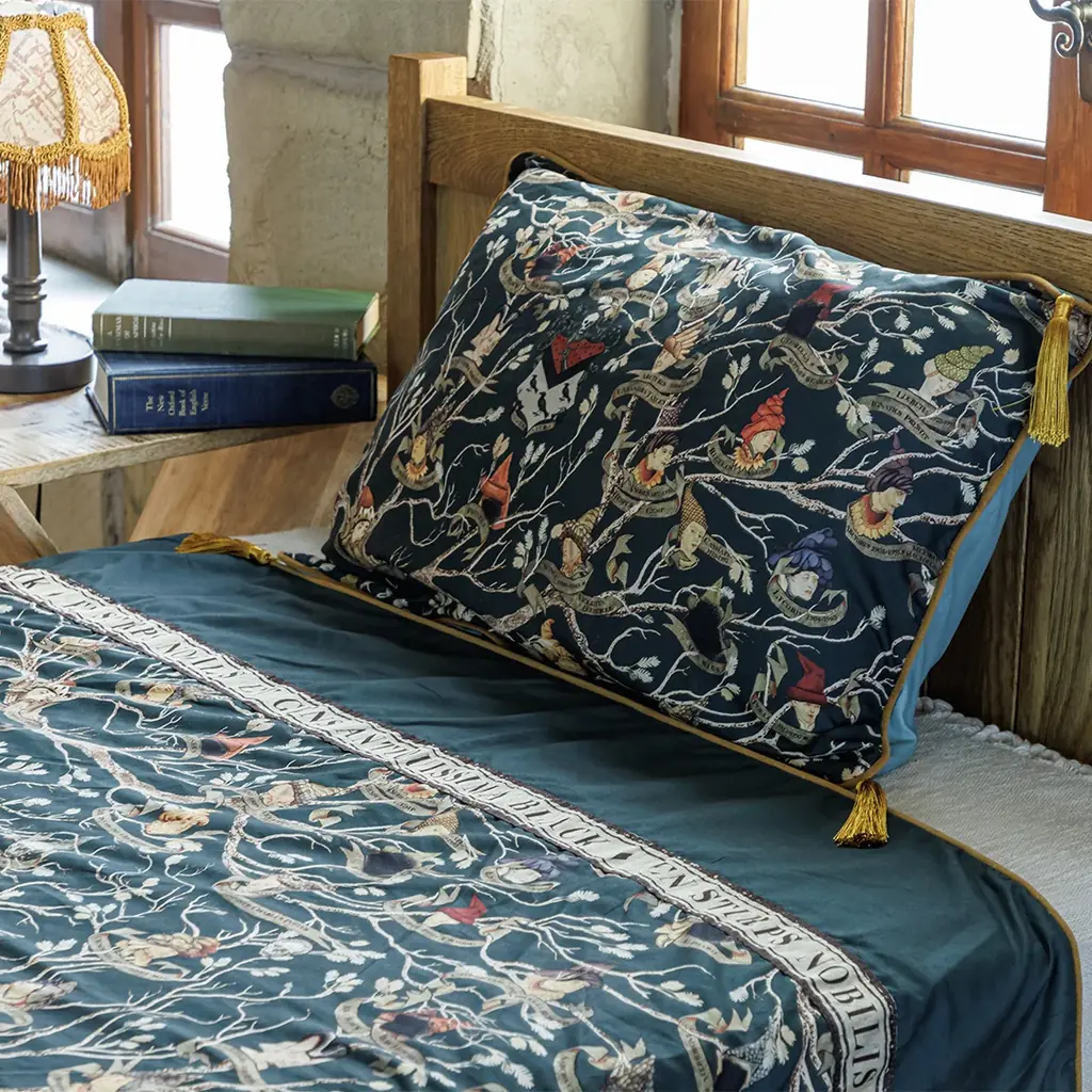 2025年6月20日(金)より「ハリー・ポッター　マホウドコロ」にて、映画『ハリー・ポッター』シリーズの作中に登場するブラック家の家系図のアートを使用した「ブラック家シリーズ」を販売 画像 15