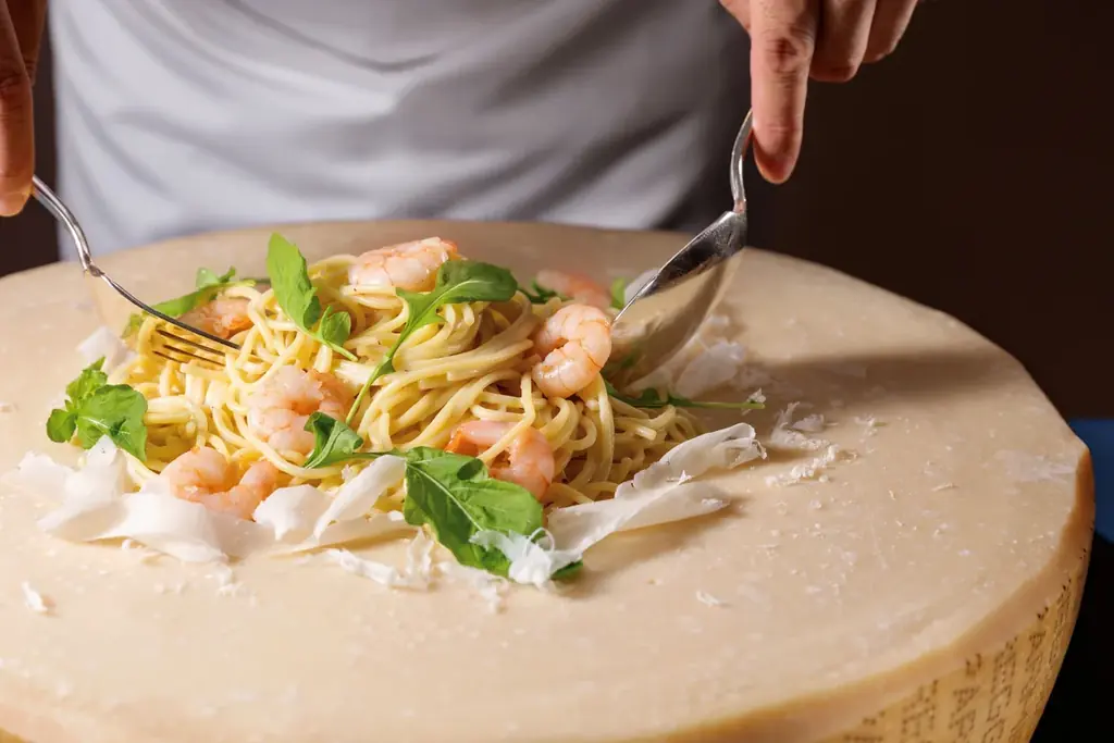 【リーガロイヤルホテル大阪】夏限定！種類豊富なビュッフェで巡る、世界一周「世界を旅するサマービュッフェ」を開催 画像 5