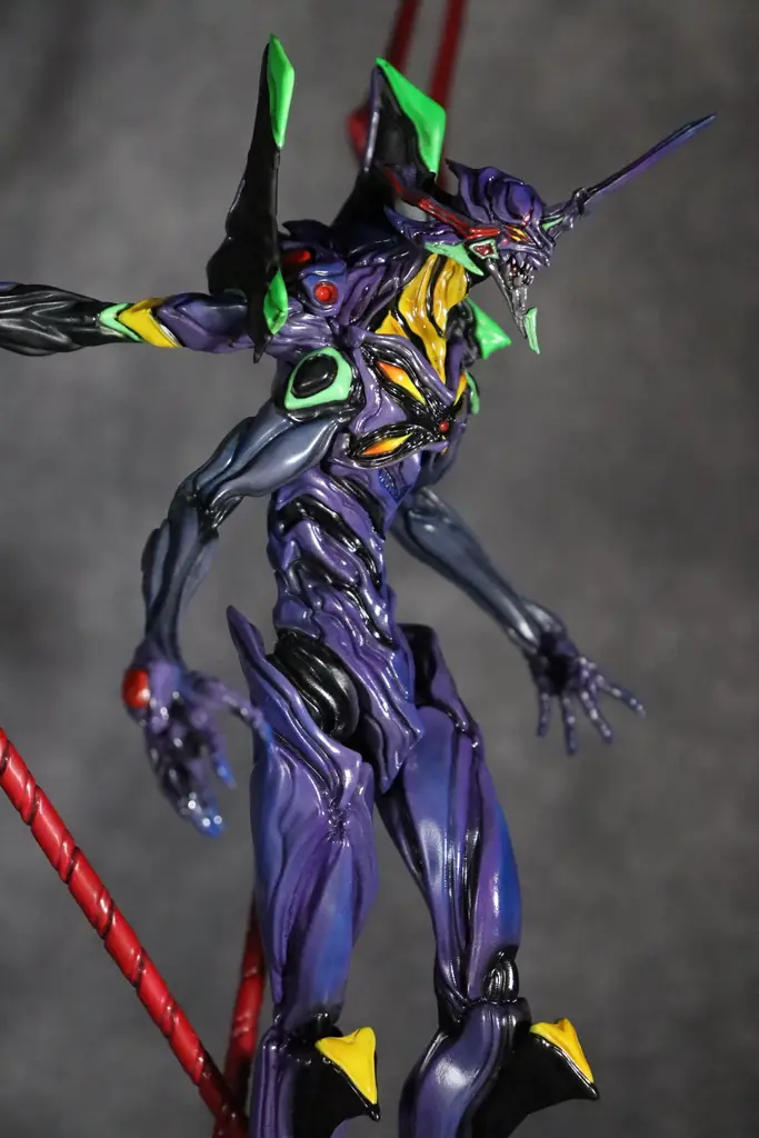 『ヱヴァンゲリヲン 新劇場版:Q』に登場する、『エヴァンゲリオン 第13号機』が、造型作家 Yoshi.氏デザインのハイクオリティフィギュアとして登場！！ 画像 19