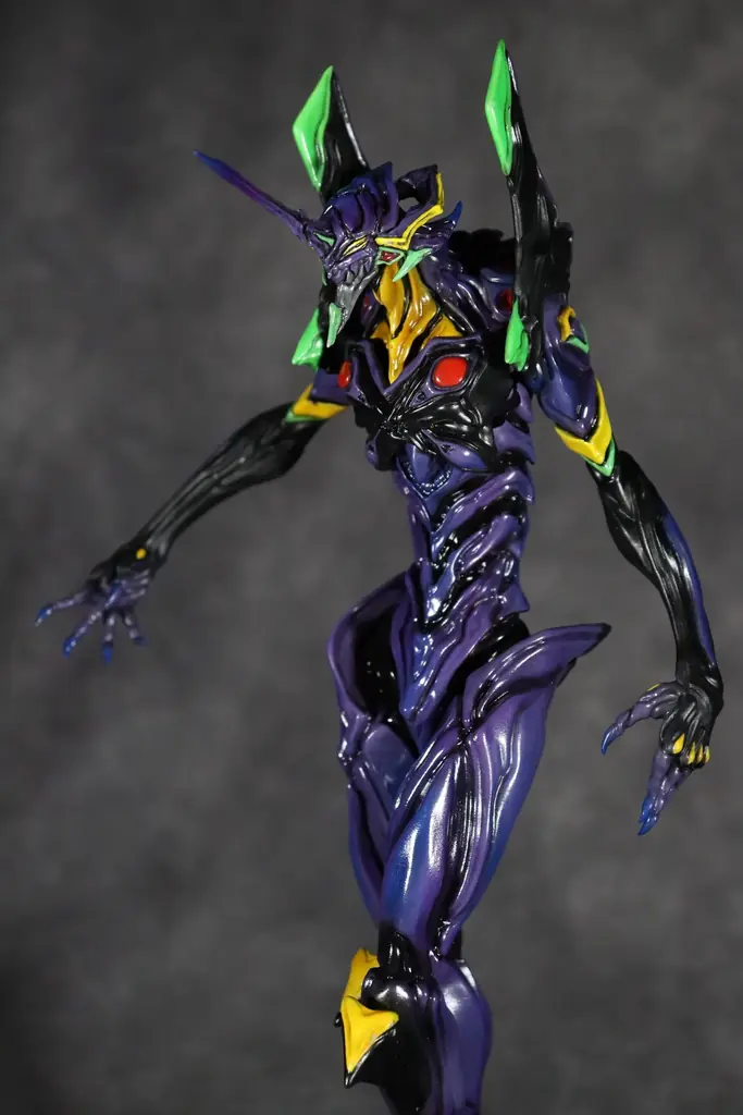 『ヱヴァンゲリヲン 新劇場版:Q』に登場する、『エヴァンゲリオン 第13号機』が、造型作家 Yoshi.氏デザインのハイクオリティフィギュアとして登場！！ 画像 20