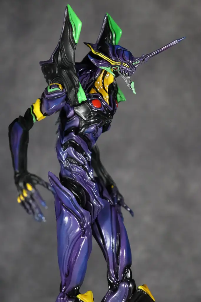 『ヱヴァンゲリヲン 新劇場版:Q』に登場する、『エヴァンゲリオン 第13号機』が、造型作家 Yoshi.氏デザインのハイクオリティフィギュアとして登場！！ 画像 21