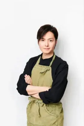 大人気料理研究家リュウジさんと初コラボレーション！辿り着いた理想の味『ポテトチップス 至高のうすしお味/おたくのマヨ味』 画像 3