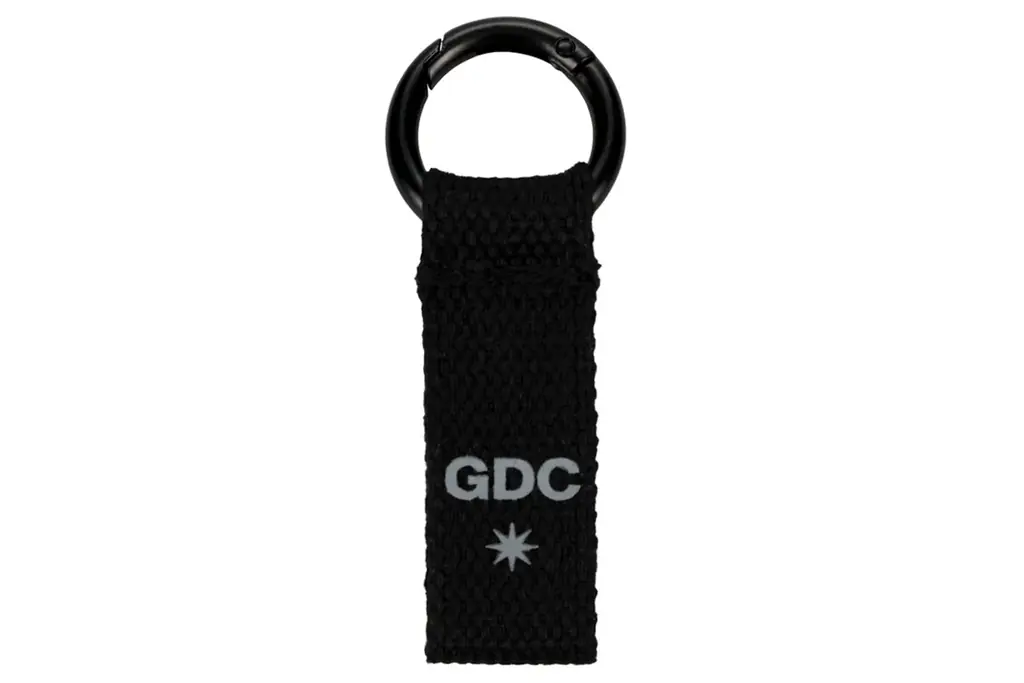 「Zoff」と熊谷隆志氏が手がけるストリートブランド「GDC」が初コラボレーション　サングラスコレクション「Zoff｜GDC」が登場 画像 2