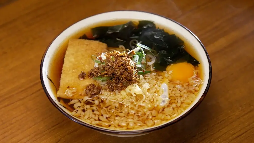【ＢＳ日テレ】「ドランク塚地のふらっと立ち食いそば」「駅そばのわりに、旨いな」を目指して！出汁も麵にもこだわる一杯！？　神奈川県・逗子で出会ったそばの素人がたどり着いた最高の出汁 画像 1