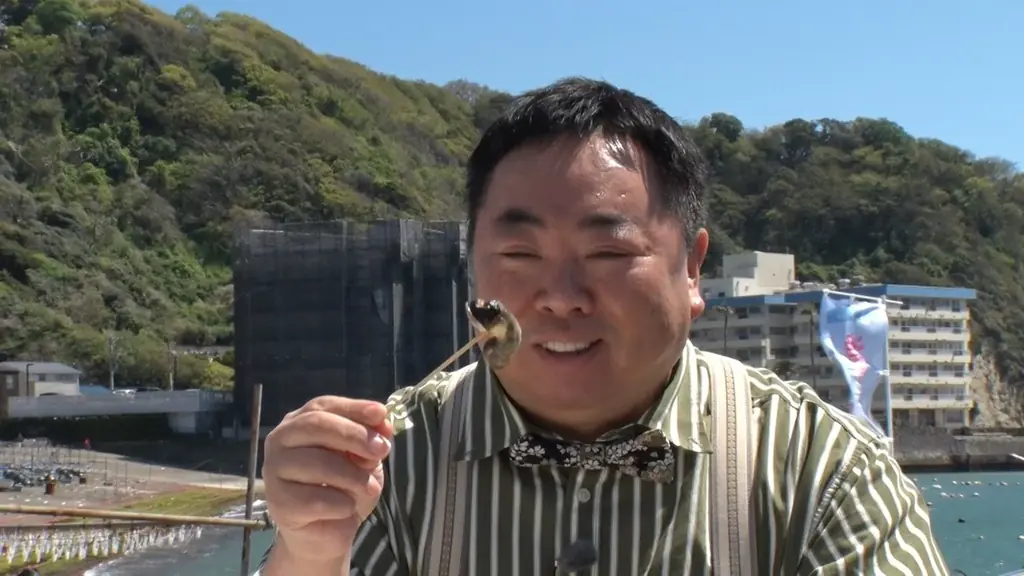 【ＢＳ日テレ】「ドランク塚地のふらっと立ち食いそば」「駅そばのわりに、旨いな」を目指して！出汁も麵にもこだわる一杯！？　神奈川県・逗子で出会ったそばの素人がたどり着いた最高の出汁 画像 5